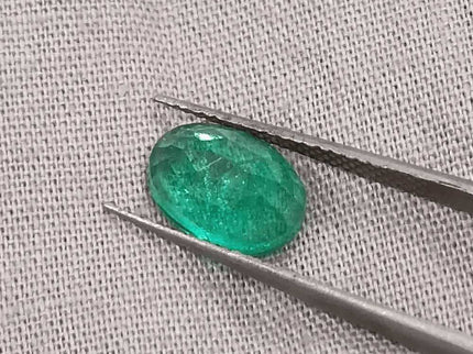 2.28ct Vivid Green Zambian emerald GSI Certified - SMSGEMS 