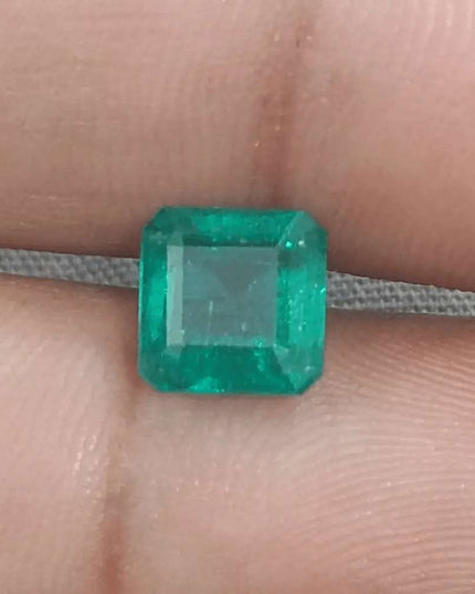 2.29ct Medium Deep Pure Green Emerald GSI Certified - SMSGEMS 