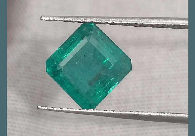 2.29ct Medium Deep Pure Green Emerald GSI Certified - SMSGEMS 