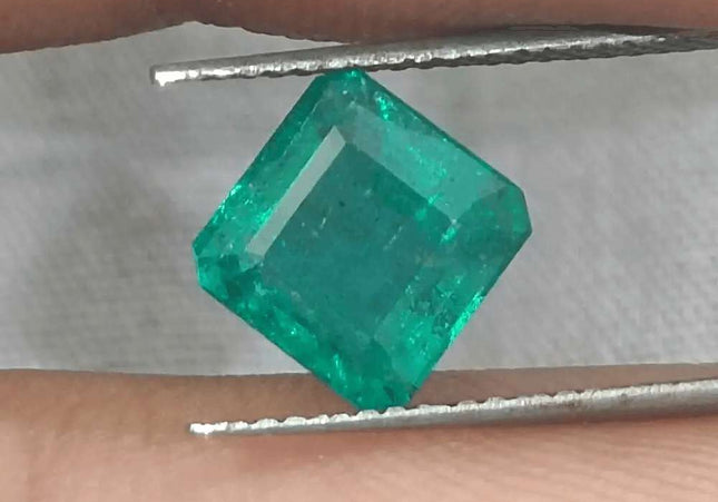 2.29ct Medium Deep Pure Green Emerald GSI Certified - SMSGEMS 