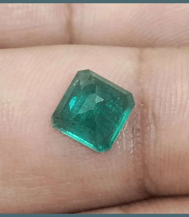 2.29ct Medium Deep Pure Green Emerald GSI Certified - SMSGEMS 