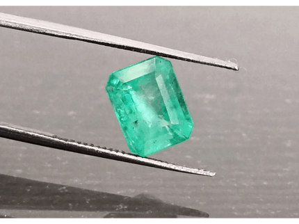 GSI Certified 2.31ct Vivid Green Ethiopian Emerald, 100% Natural Gem - SMSGEMS 