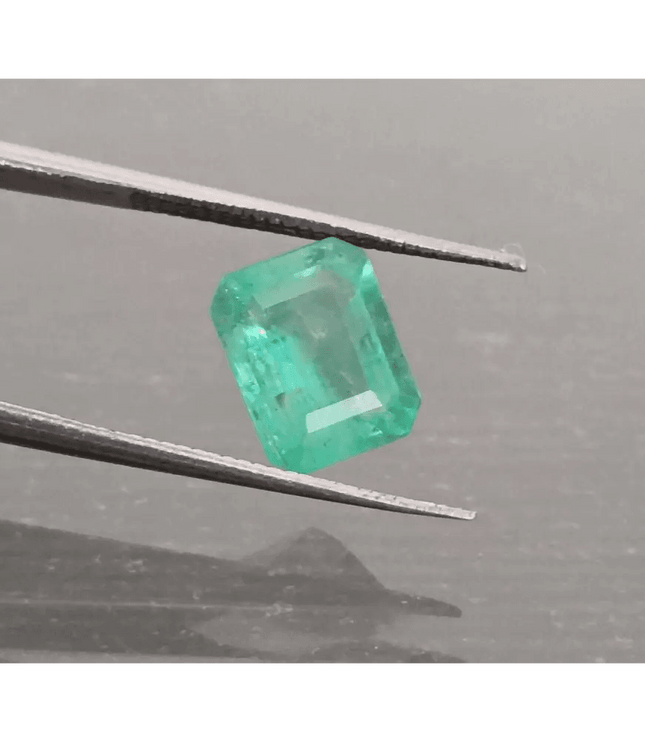 GSI Certified 2.31ct Vivid Green Ethiopian Emerald, 100% Natural Gem - SMSGEMS 