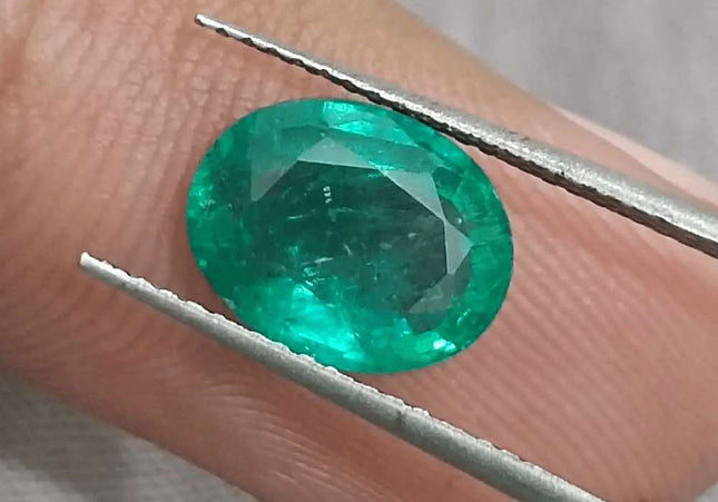 GSI Certified 2.31ct Vivid Medium Green Zambian Emerald, 100% Natural Gemstone - SMSGEMS 