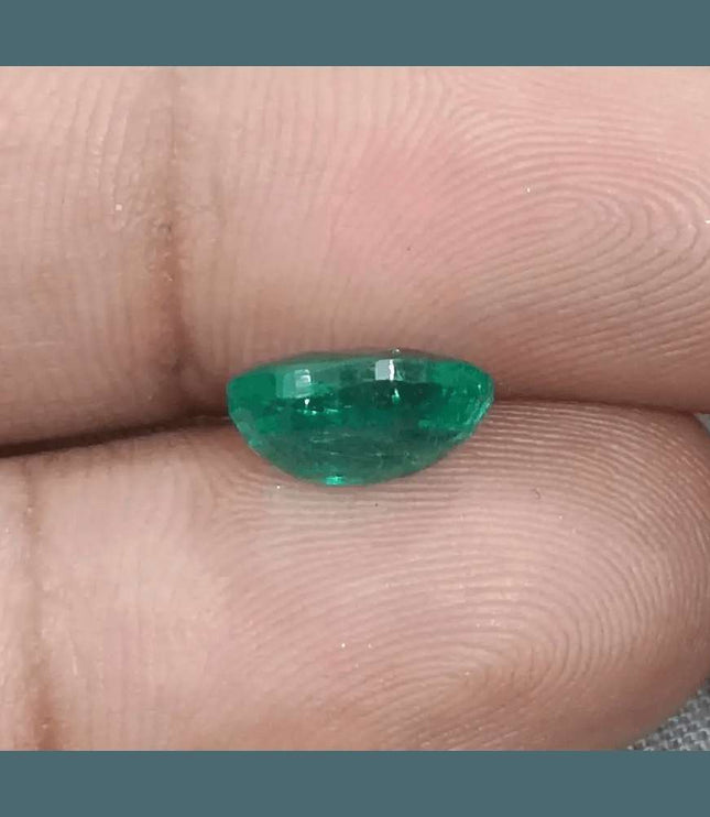 GSI Certified 2.31ct Vivid Medium Green Zambian Emerald, 100% Natural Gemstone - SMSGEMS 