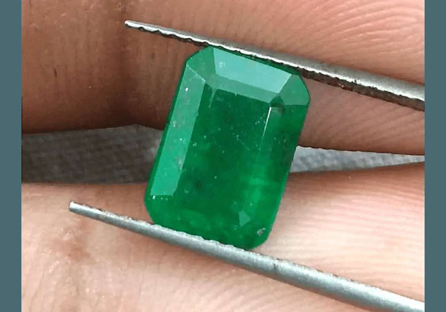 2.36ct Deep Green Zambian emerald GSI Certified - SMSGEMS 