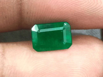 2.36ct Deep Green Zambian emerald GSI Certified - SMSGEMS 