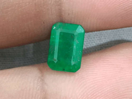 2.36ct Deep Green Zambian emerald GSI Certified - SMSGEMS 