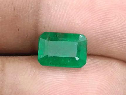 2.36ct Deep Green Zambian emerald GSI Certified - SMSGEMS 