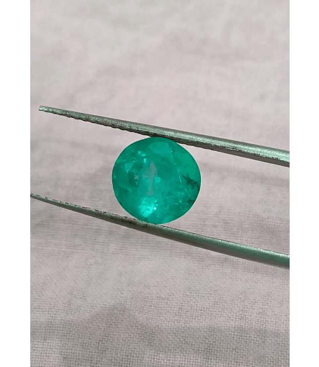 GSI Certified 2.37ct Colombiam Emerald, 100% Natural Gemstone - SMSGEMS 