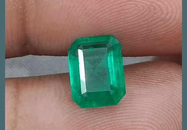 2.39ct Fine Quality Panjshir Emerald Certified by GSI - SMSGEMS 
