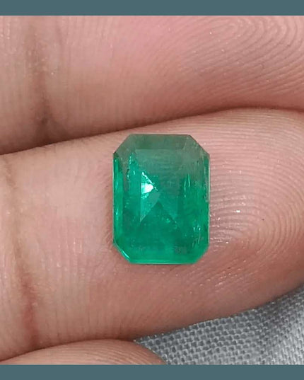 2.39ct Fine Quality Panjshir Emerald Certified by GSI - SMSGEMS 