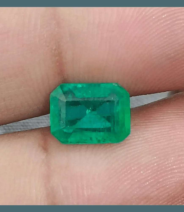 2.39ct Fine Quality Panjshir Emerald Certified by GSI - SMSGEMS 