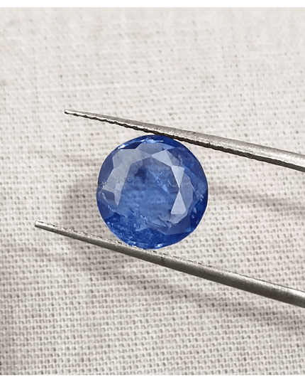 GSI Certified 2.51ct Royal Blue Ceylon Sapphire, Natural Earth Mined Gemstone - SMSGEMS 