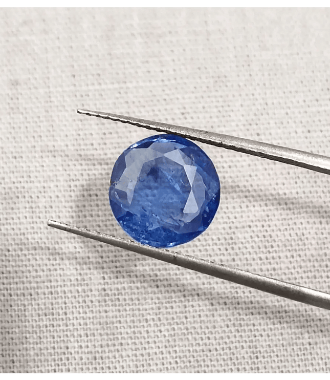 GSI Certified 2.51ct Royal Blue Ceylon Sapphire, Natural Earth Mined Gemstone - SMSGEMS 