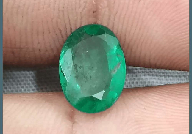 2.53ct Natural Deep Green Emerald GSI Certified - SMSGEMS 