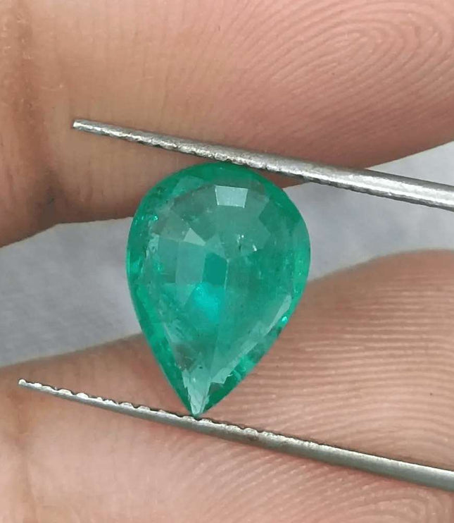 GSI Certified 2.55ct Medium Green Zambian Emerald, 100% Natural Earth Mined Gemstone - SMSGEMS 
