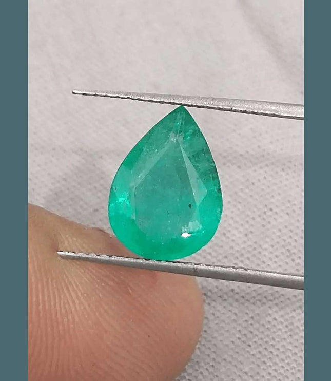 GSI Certified 2.55ct Medium Green Zambian Emerald, 100% Natural Earth Mined Gemstone - SMSGEMS 
