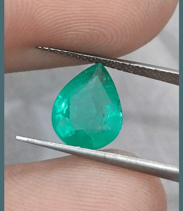 GSI Certified 2.55ct Medium Green Zambian Emerald, 100% Natural Earth Mined Gemstone - SMSGEMS 