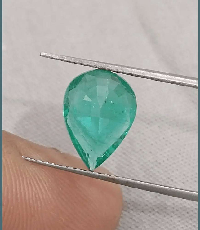 GSI Certified 2.55ct Medium Green Zambian Emerald, 100% Natural Earth Mined Gemstone - SMSGEMS 