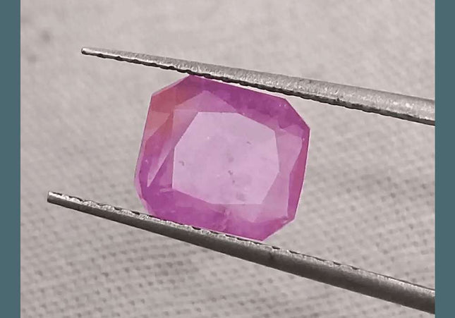 2.55ct Natural Pinkish Red Ruby GSI Certified - SMSGEMS 