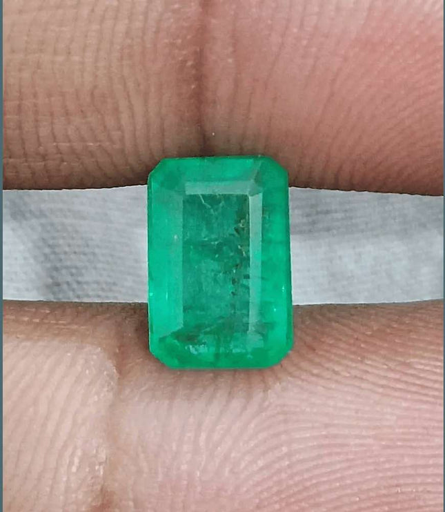 GSI Certified 2.58ct Vivid Green Zambian Emerald, 100% Natural Gemstone - SMSGEMS 