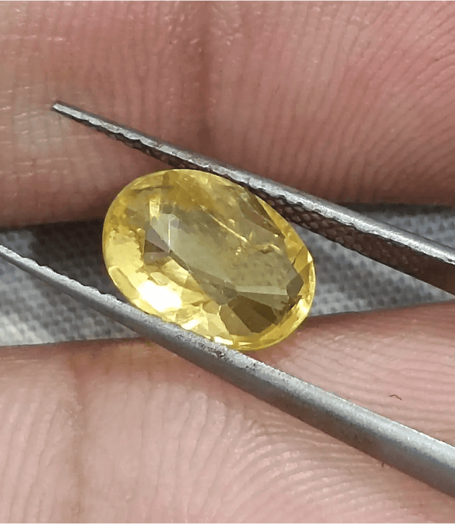 GSI Certified 2.58ct Yellow Ceylon Sapphire, Natural Untreated Gemstone - SMSGEMS 