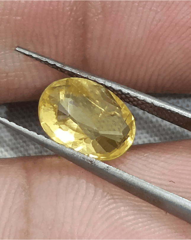 GSI Certified 2.58ct Yellow Ceylon Sapphire, Natural Untreated Gemstone - SMSGEMS 