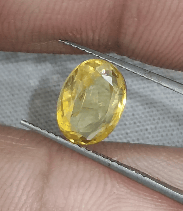 GSI Certified 2.58ct Yellow Ceylon Sapphire, Natural Untreated Gemstone - SMSGEMS 
