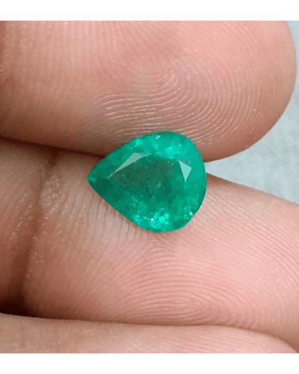 GSI Certified 2.59ct Zambia Emerald , 100% Natural Earth Mined Gemstone - SMSGEMS 