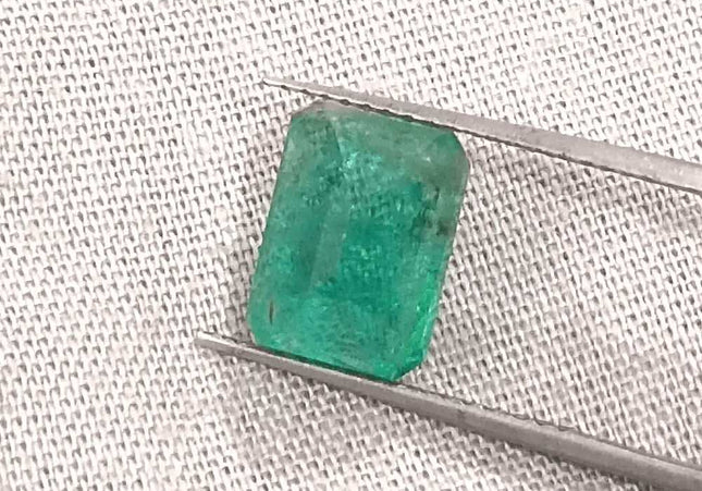 GSI Certified 2.62ct Medium Green Zambian Emerald - SMSGEMS 