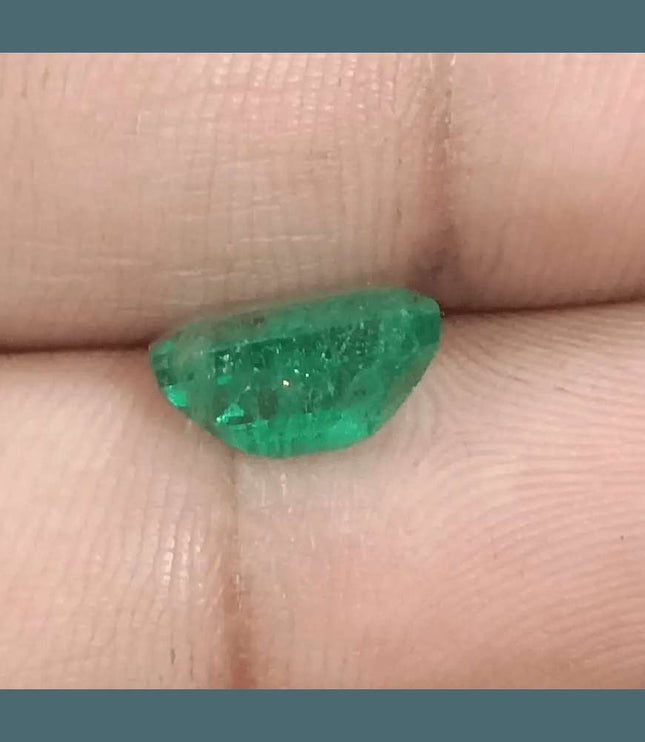 GSI Certified 2.62ct Medium Green Zambian Emerald - SMSGEMS 
