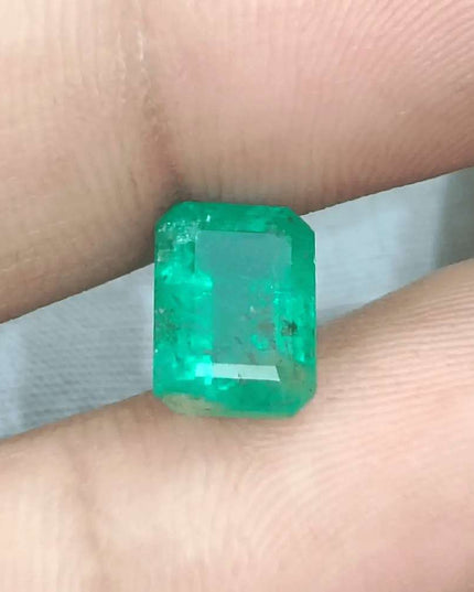 GSI Certified 2.62ct Medium Green Zambian Emerald - SMSGEMS 