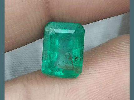 GSI Certified 2.62ct Medium Green Zambian Emerald - SMSGEMS 