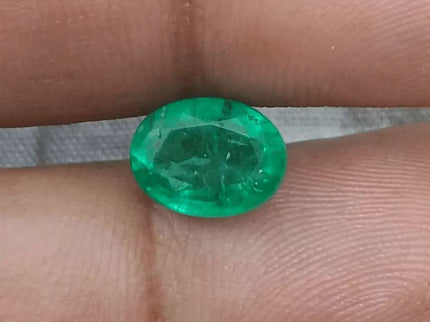 2.62ct Vivid Green Zambian emerald GSI Certified - SMSGEMS 