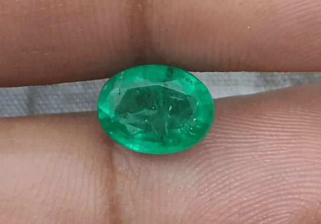 2.62ct Vivid Green Zambian emerald GSI Certified - SMSGEMS 