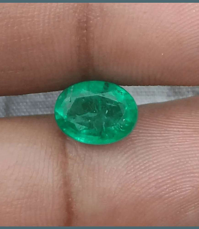 2.62ct Vivid Green Zambian emerald GSI Certified - SMSGEMS 