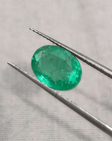 2.62ct Vivid Green Zambian emerald GSI Certified - SMSGEMS 