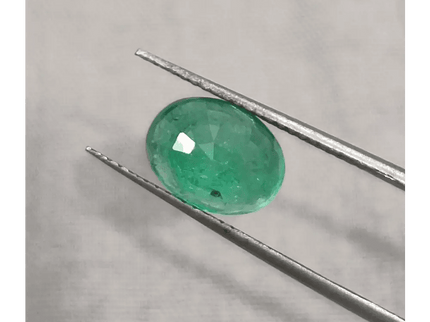 2.62ct Vivid Green Zambian emerald GSI Certified - SMSGEMS 