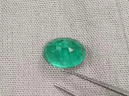 2.62ct Vivid Green Zambian emerald GSI Certified - SMSGEMS 
