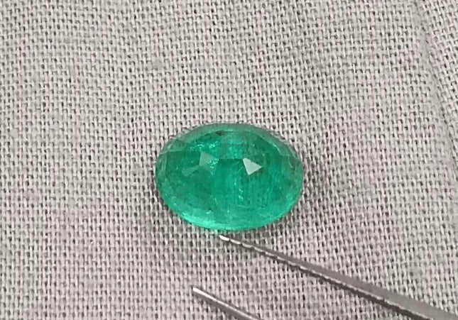 2.62ct Vivid Green Zambian emerald GSI Certified - SMSGEMS 
