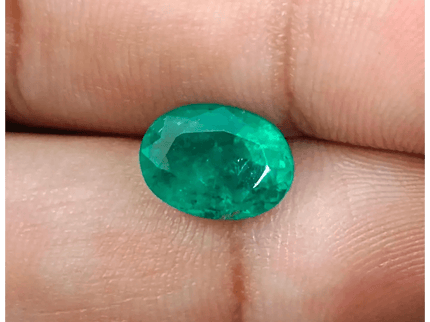 GSI Certified 2.66ct Zambian Emerald , 100% Natural Earth Mined Gemstone - SMSGEMS 