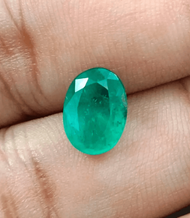 GSI Certified 2.66ct Zambian Emerald , 100% Natural Earth Mined Gemstone - SMSGEMS 