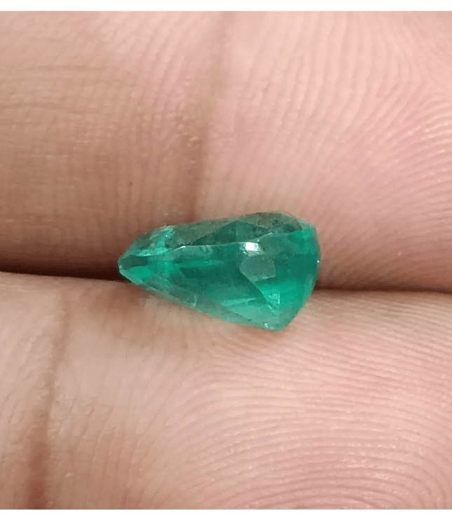 GSI Certified 2.67ct Zambian Emerald, 100% Natural Gemstone - SMSGEMS 