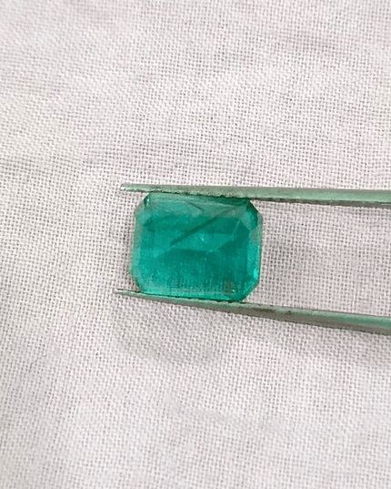 GSI Certified 2.69ct Zambian Emerald, 100% Natural Earth Mined Gemstone - SMSGEMS 