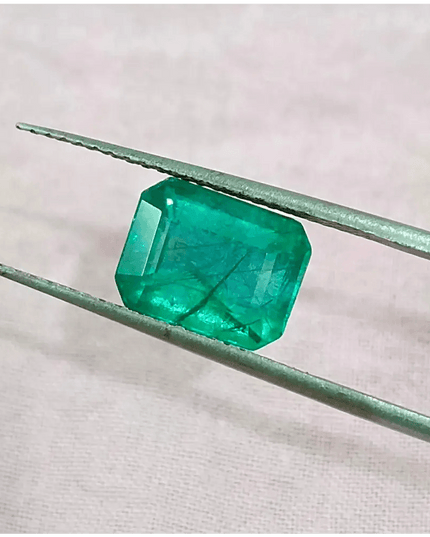 GSI Certified 2.69ct Zambian Emerald, 100% Natural Earth Mined Gemstone - SMSGEMS 