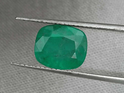 GSI Certified 2.69ct Spring Green Emerald Natural Earth Mined Gemstone - SMSGEMS 