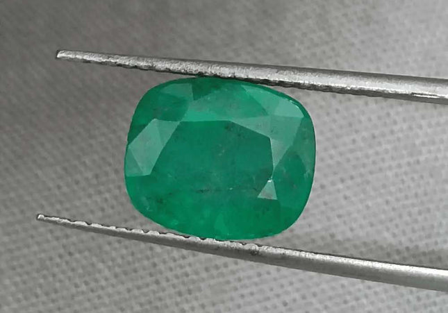 GSI Certified 2.69ct Spring Green Emerald Natural Earth Mined Gemstone - SMSGEMS 