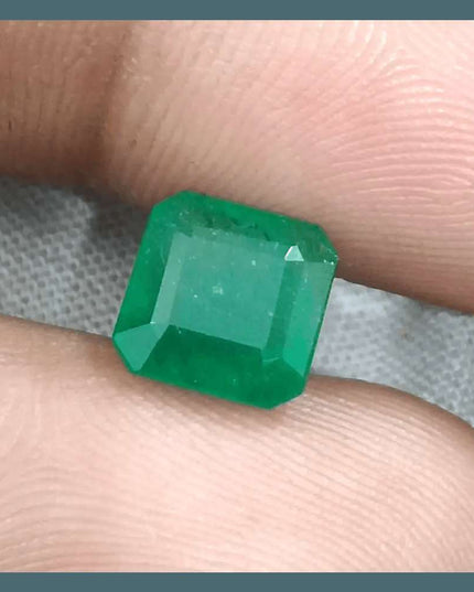 2.72ct Deep Zambian Emerald certified by GSI - SMSGEMS 