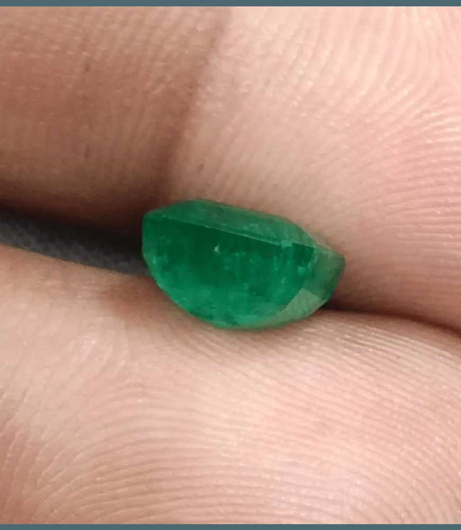 2.72ct Deep Zambian Emerald certified by GSI - SMSGEMS 